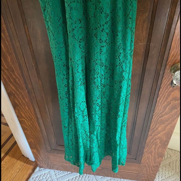 Green lace prom dress - Picture 2 of 9